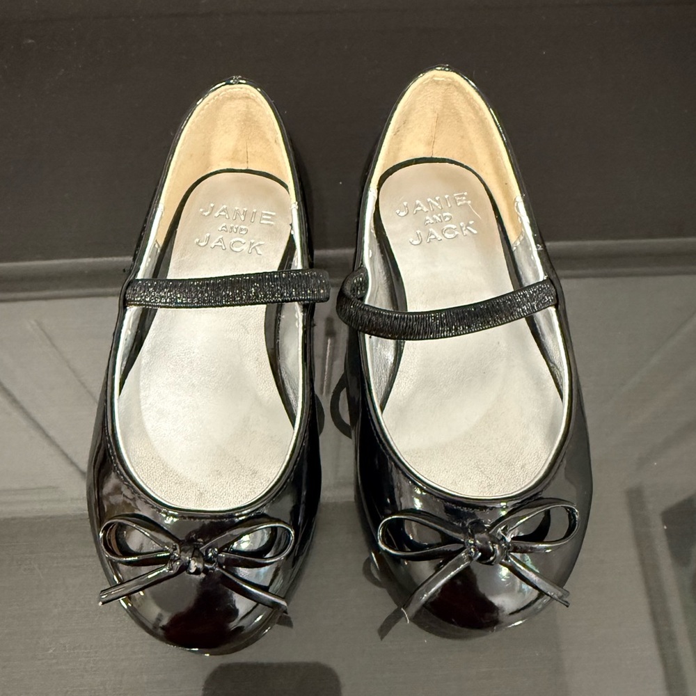 Janie and Jack- Patent Bow Ballet Flat size 8, black
